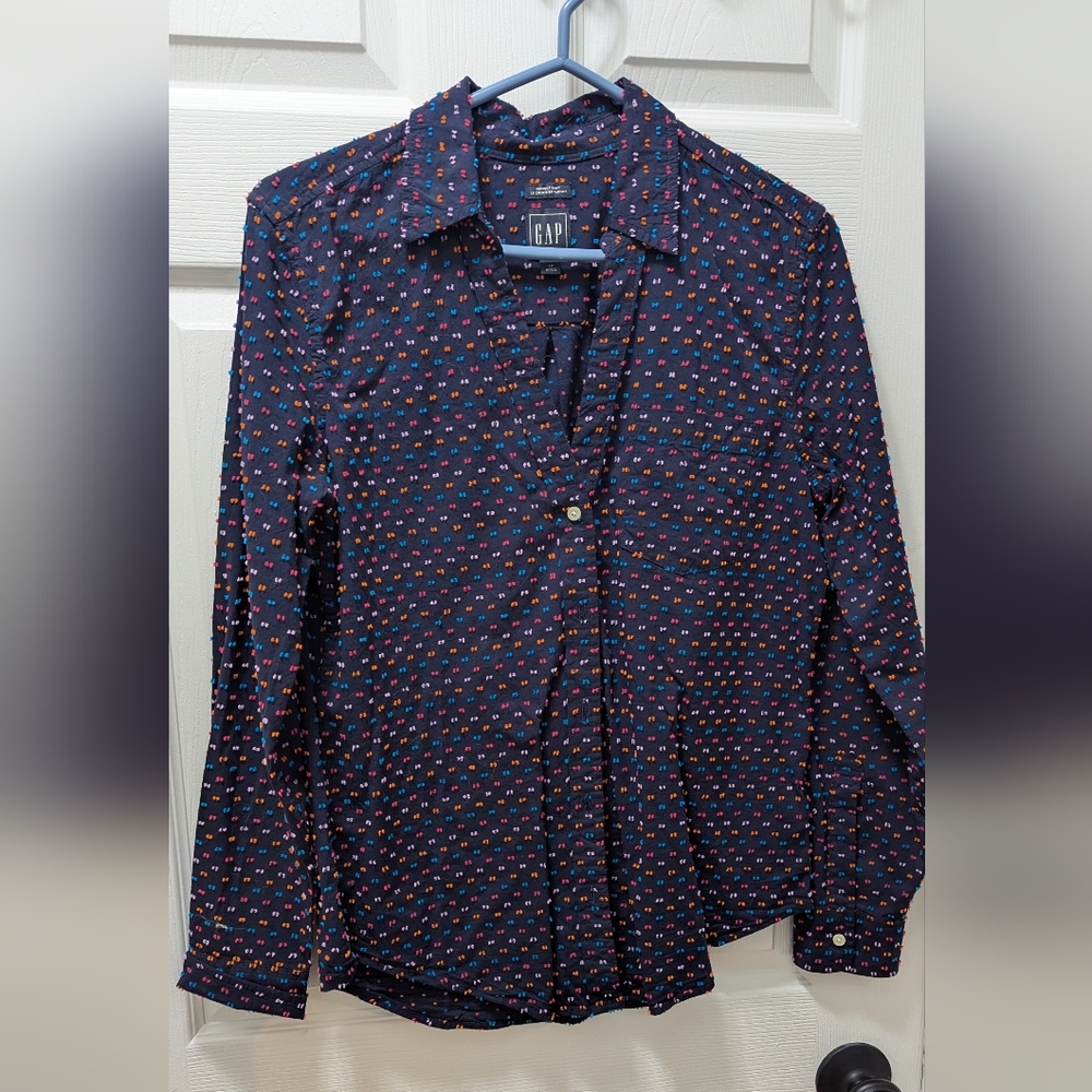 GAP Women's Navy Blue Patterned Shirt